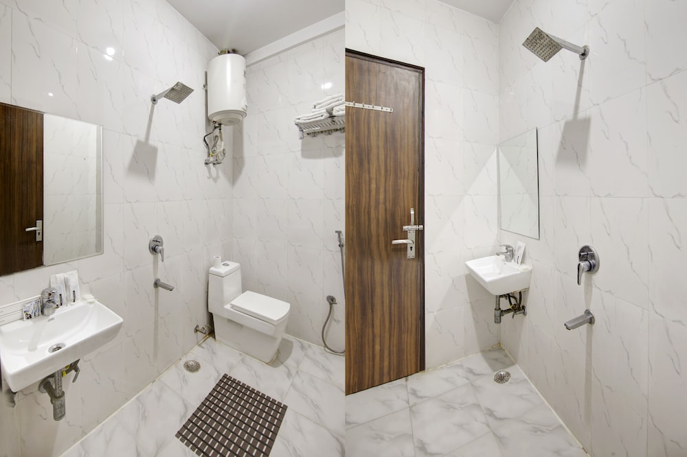 Hotel Chanakya Inn 35/38