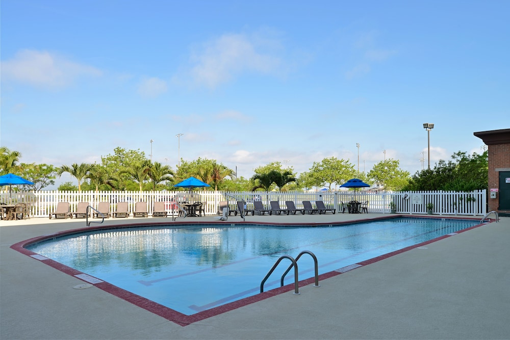 Holiday Inn Express Hotel And Suites Ocean City 11/70