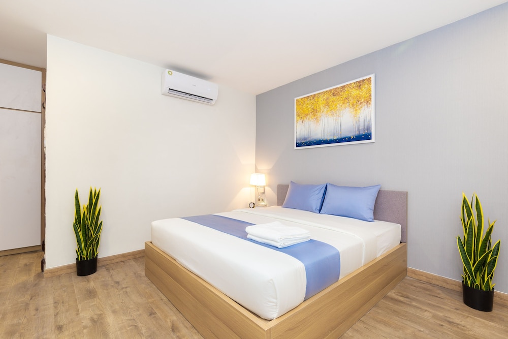 SAZI Resin Hotel - Free Nails/HairWash 17/50