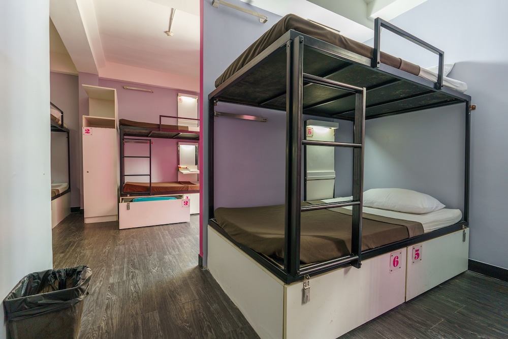 CheQinn Hostel Sukhumvit 4 65/65