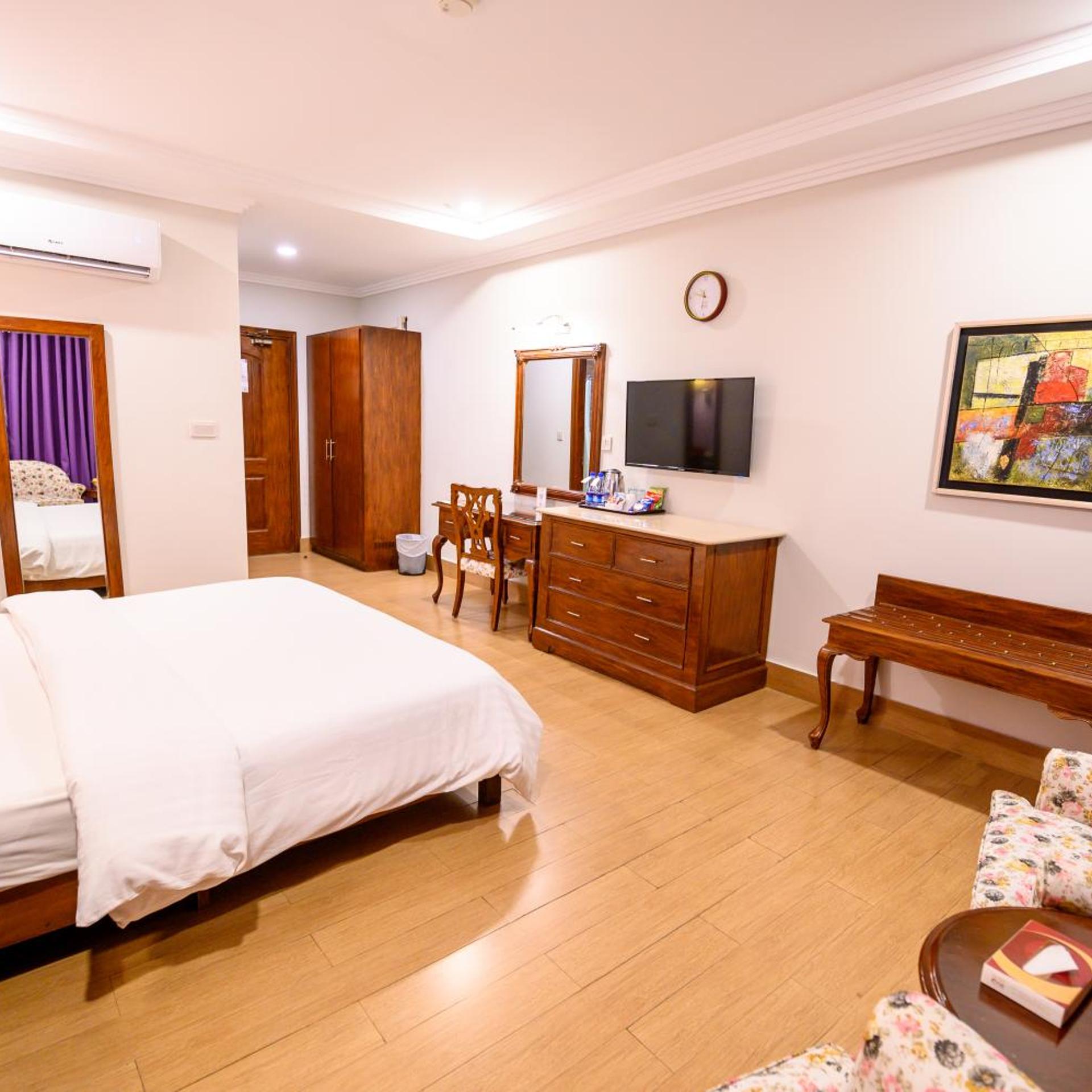 Hotel One Sargodha 7/27
