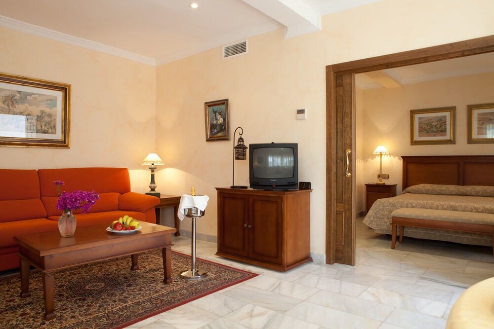 Hotel Montepiedra 32/50