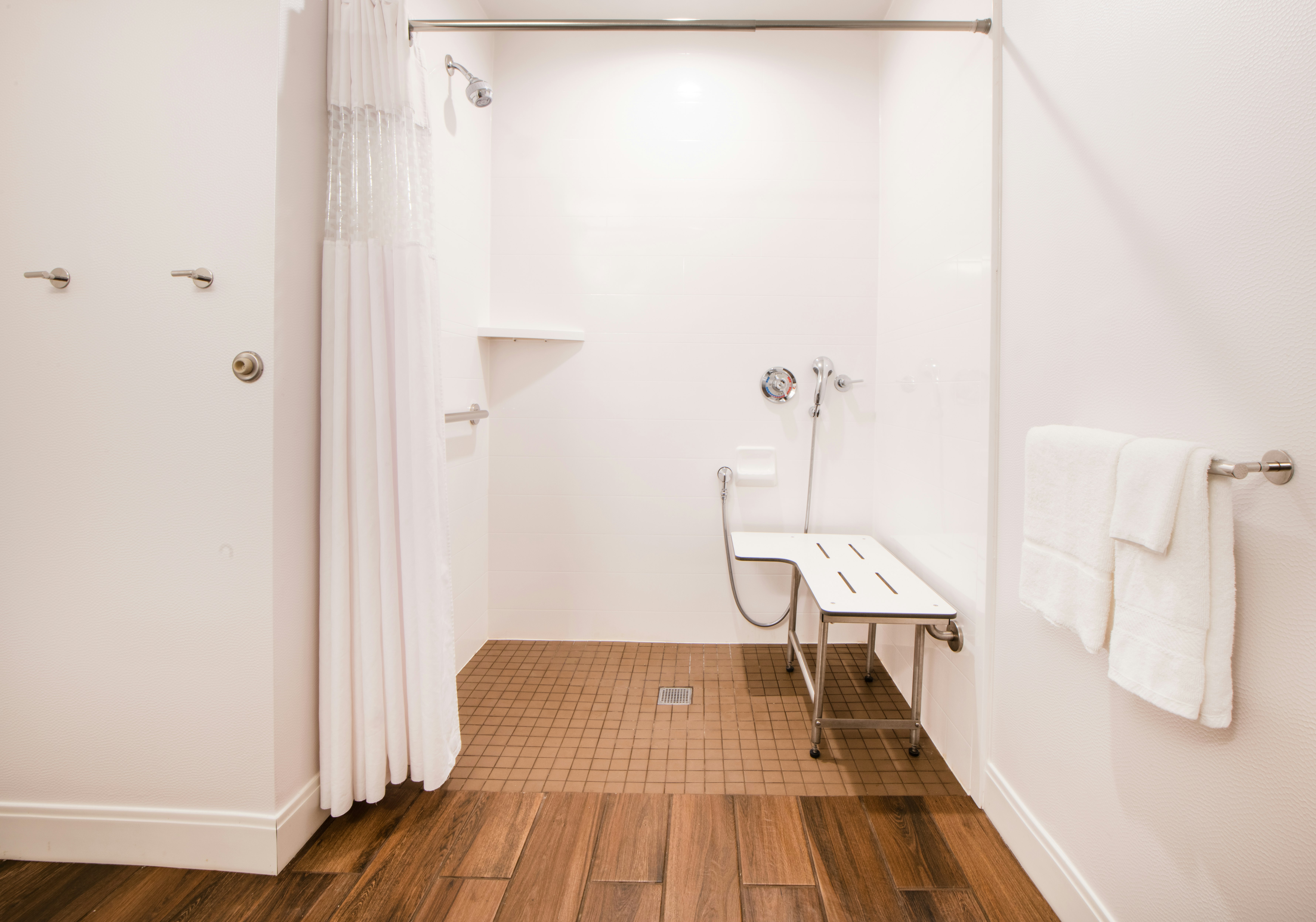 Room, King Bed, Accessible