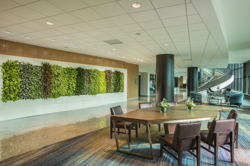 The Westin Southfield Detroit 42/56