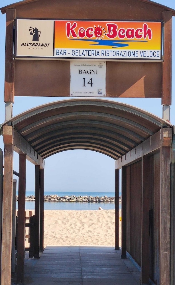 Hotel Touring Falconara Marittima 10/36