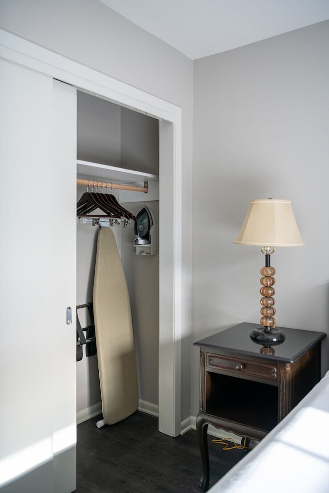 French Quarter Suites Hotel 26/55