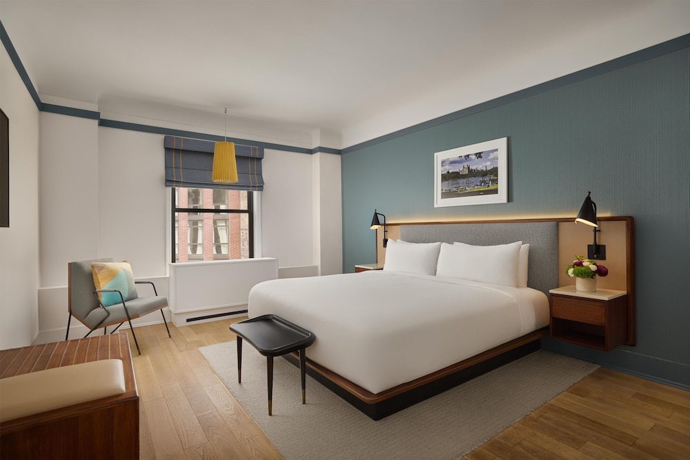 Room, King Bed