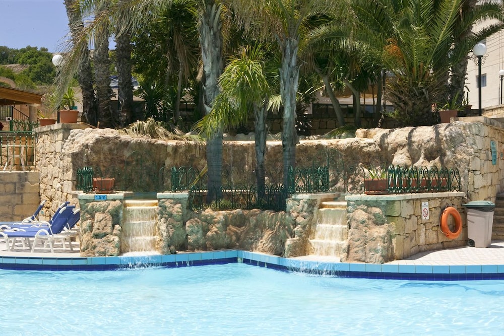 Xemxija Bay Hotel (ex Porto Azzurro) 57/66