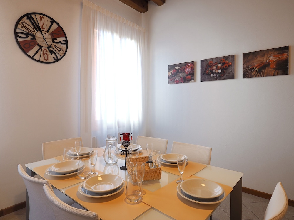 Venetian Style 1 23/38