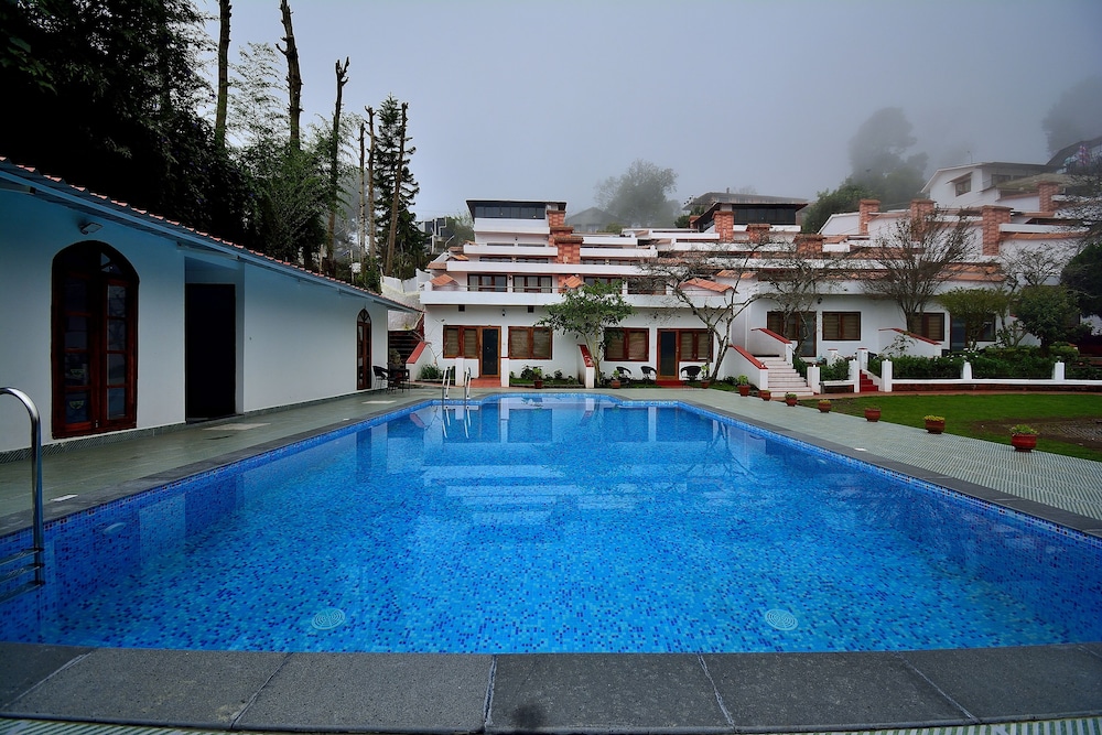 KODAI RESORT HOTEL 32/34