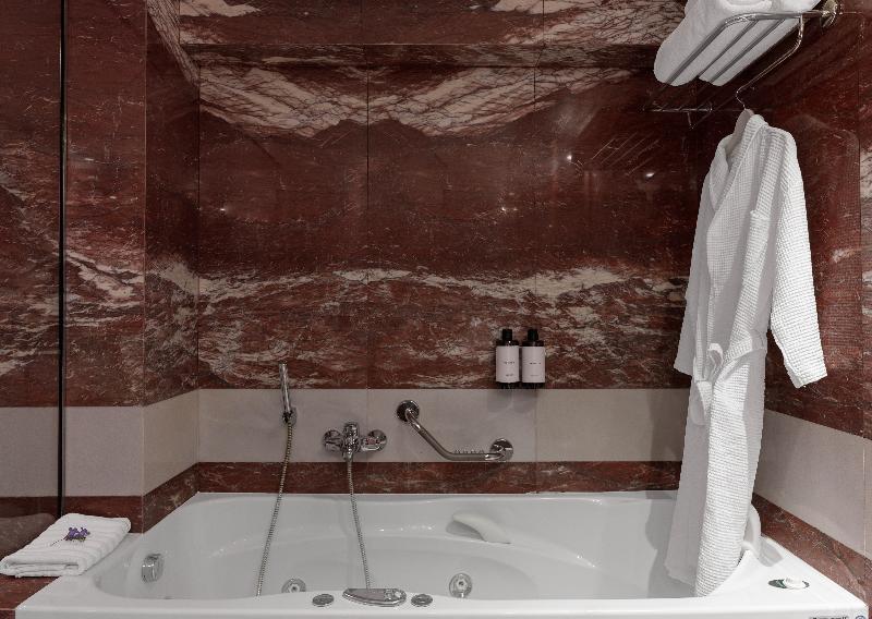 SEAFOS Luxury Resort & Spa 54/55