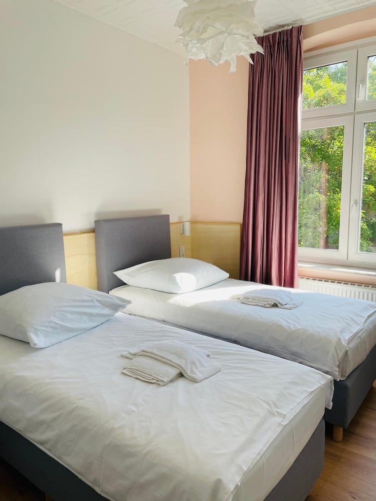 Hotel Tempelhof City Messe Arena 3/28