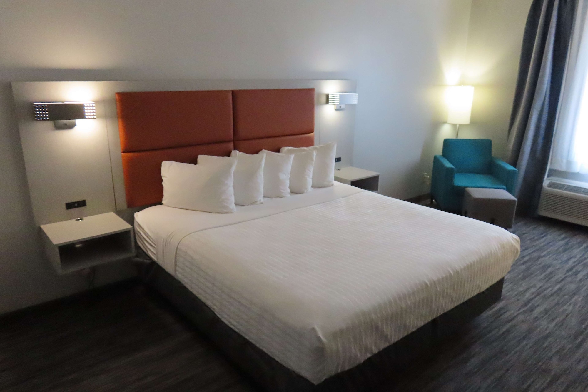 Standard, King Bed