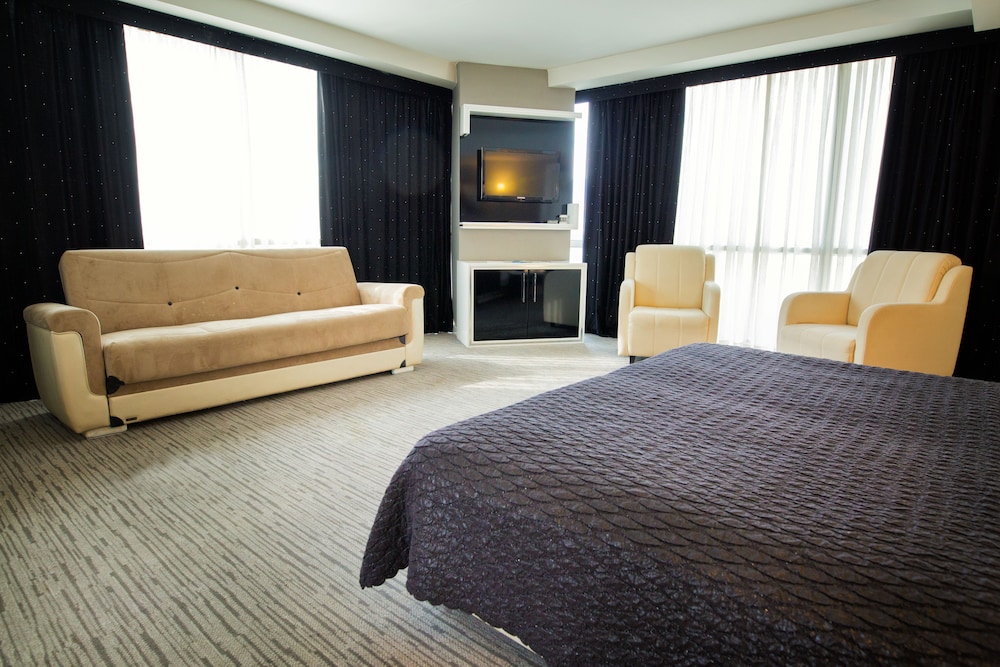 Cavusoglu Tower Hotel 35/50
