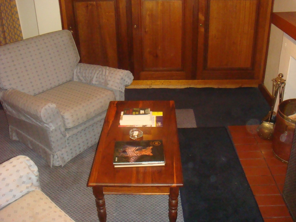 Coach House Hotel Spa 3/50