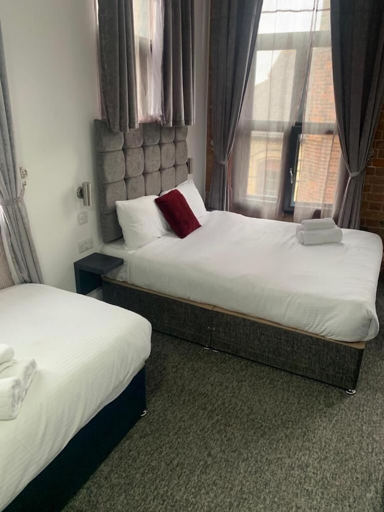 Trivelles Regency Nottingham 33/69