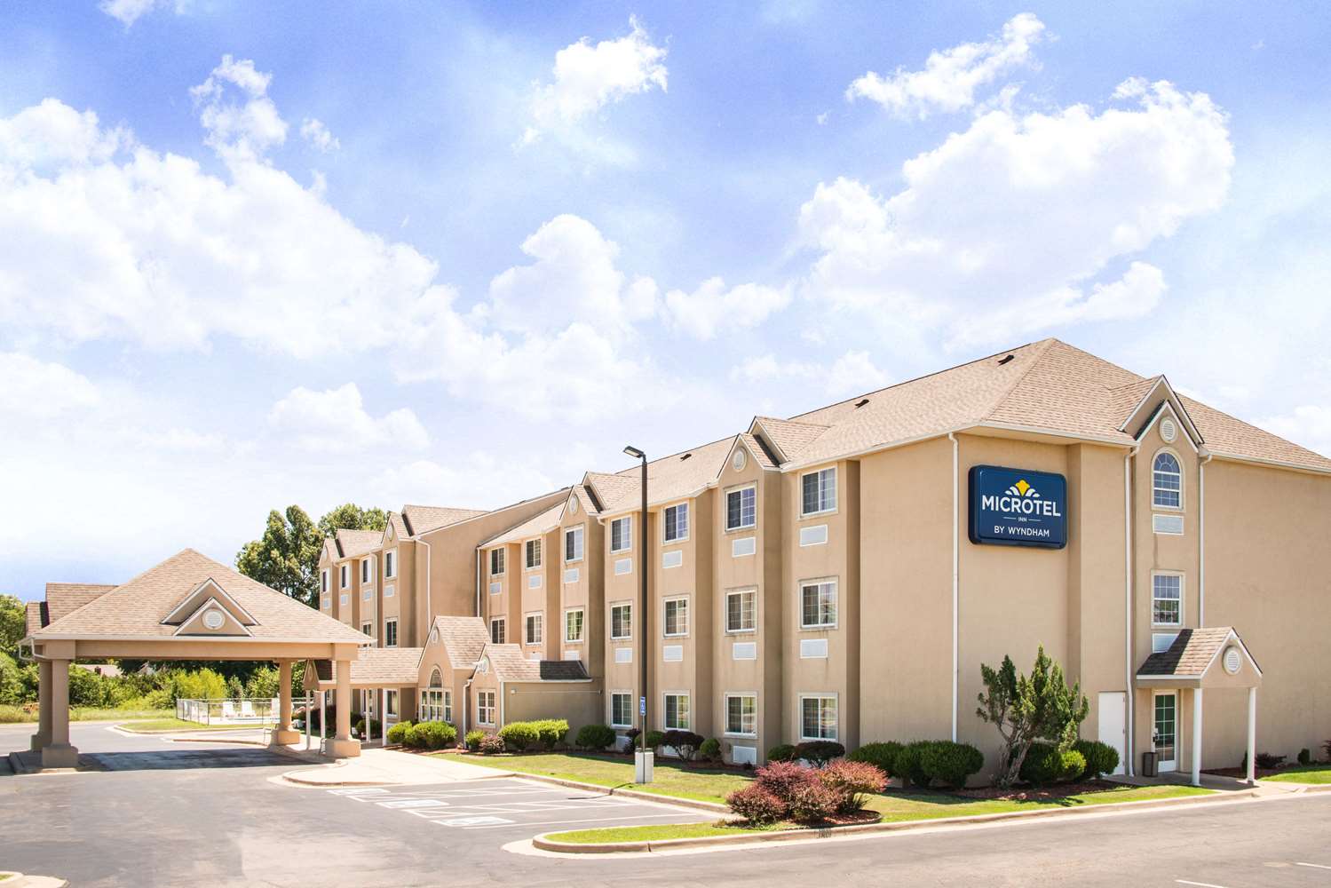 Microtel Inn & Suites by Wyndham Claremore 6/9