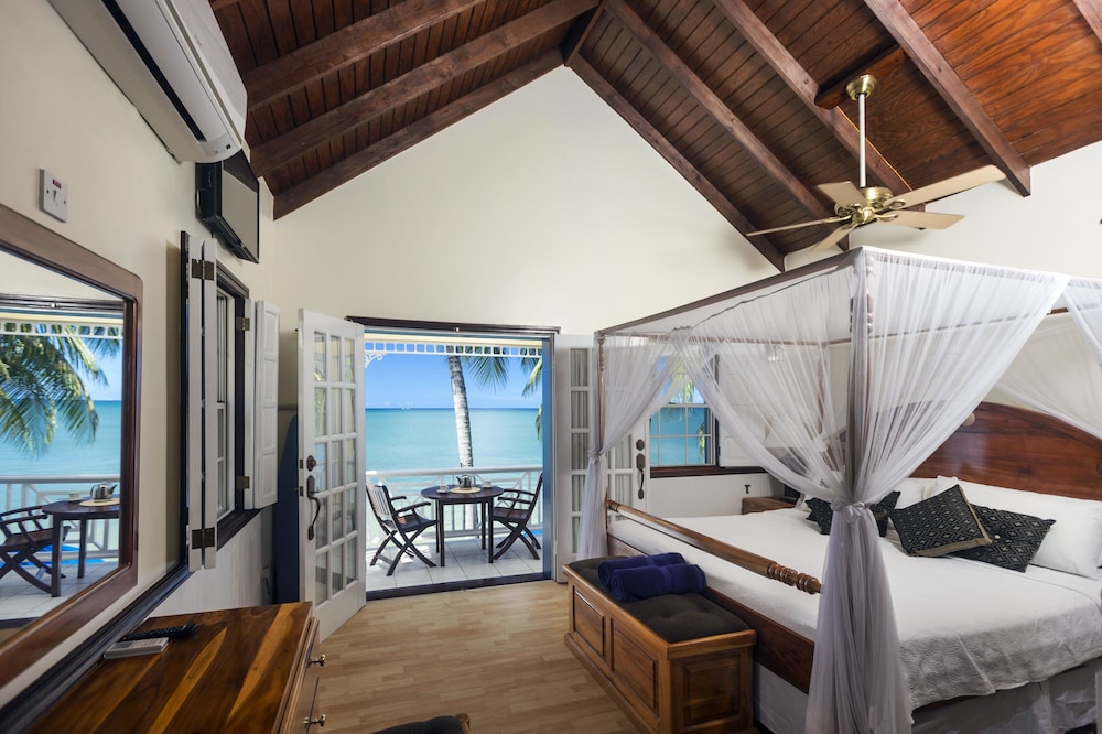 Villa Beach Cottages 18/50