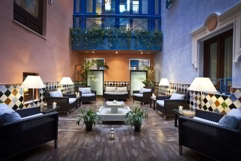 Suites Gran Via 44 Hotel 45/51