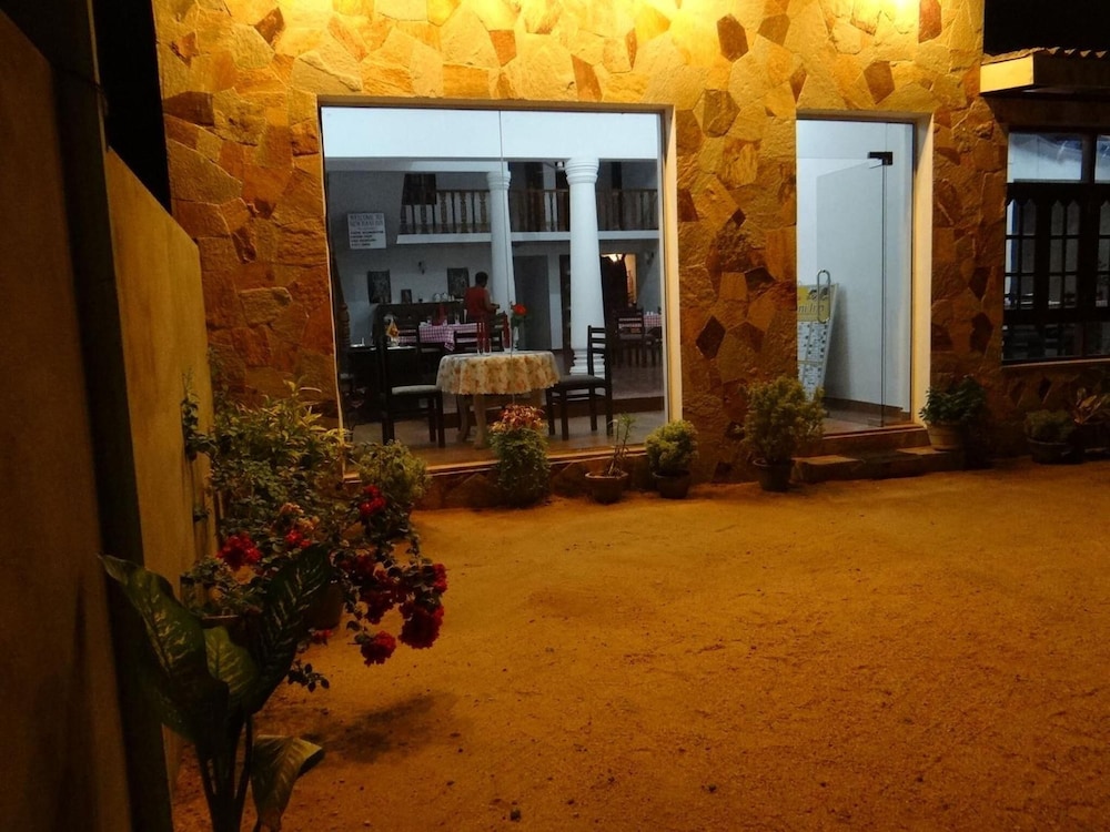 Rani Inn 40/47