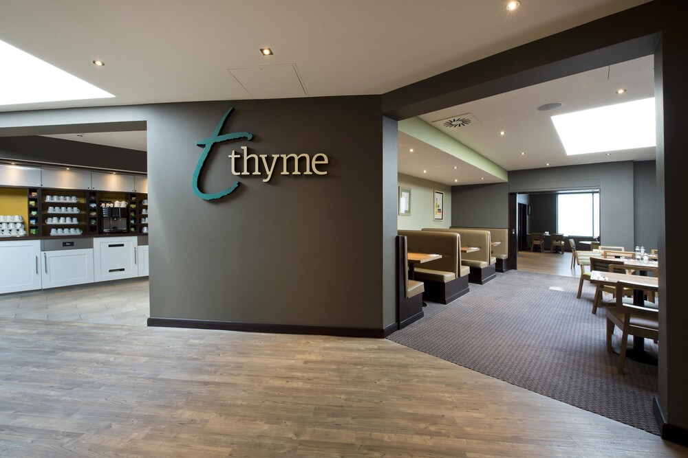 Premier Inn London Heathrow Airport Terminal 4 39/65