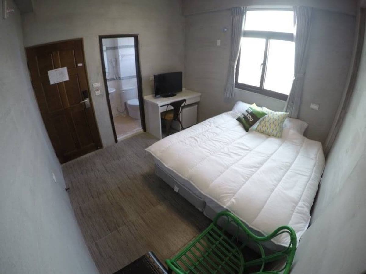 STANDARD, DOUBLE BED