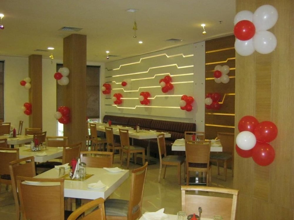 Keys Prima by Lemon Tree Hotels, Katti-Ma, Chennai 39/51