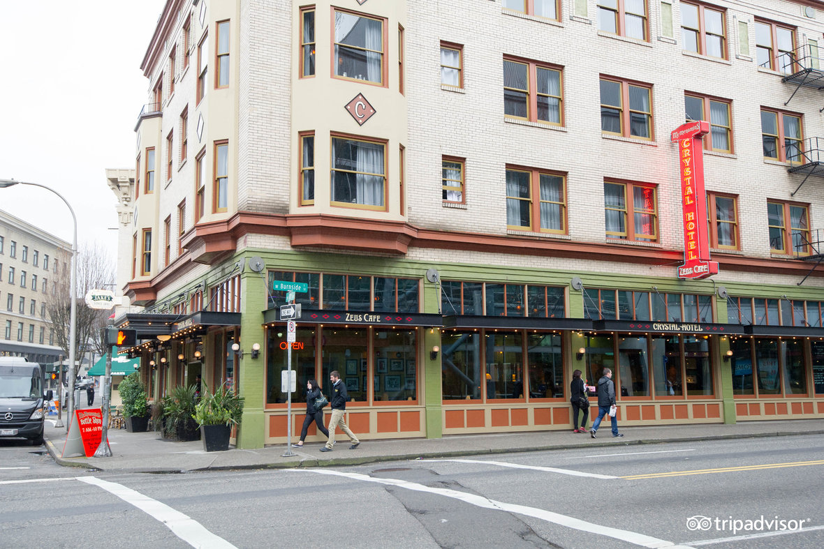 McMenamins Crystal Hotel 16/18