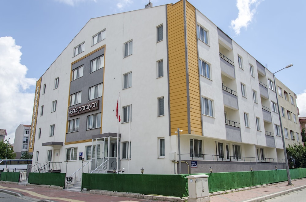 Venüs Pansiyon 27/29