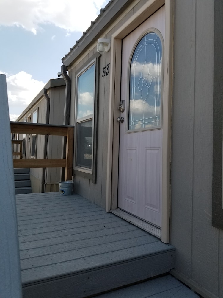 Elite Cabins and RV Park 4/51