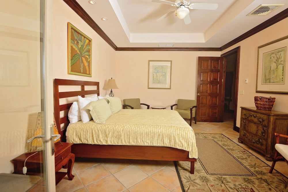 CONDO, SUPERIOR, OCEAN VIEW