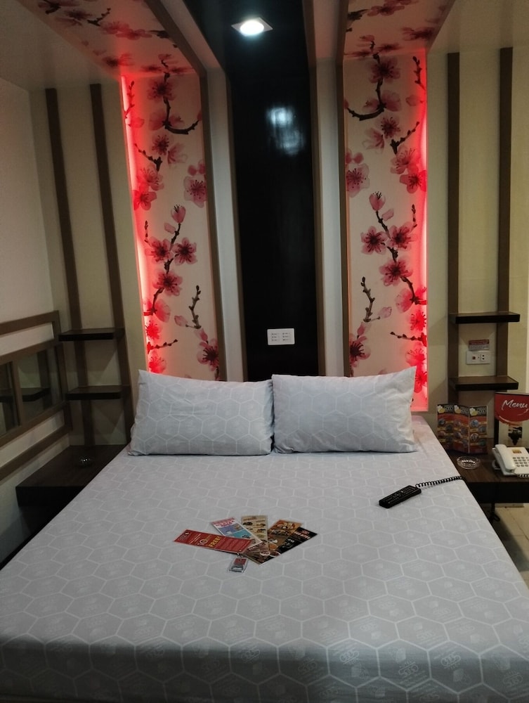 Hotel Sogo Roxas Blvd 18/32