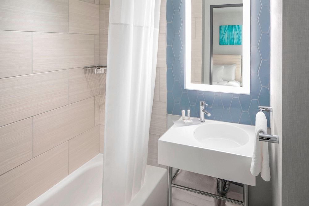 SpringHill Suites New York Manhattan/Times Square South 35/38