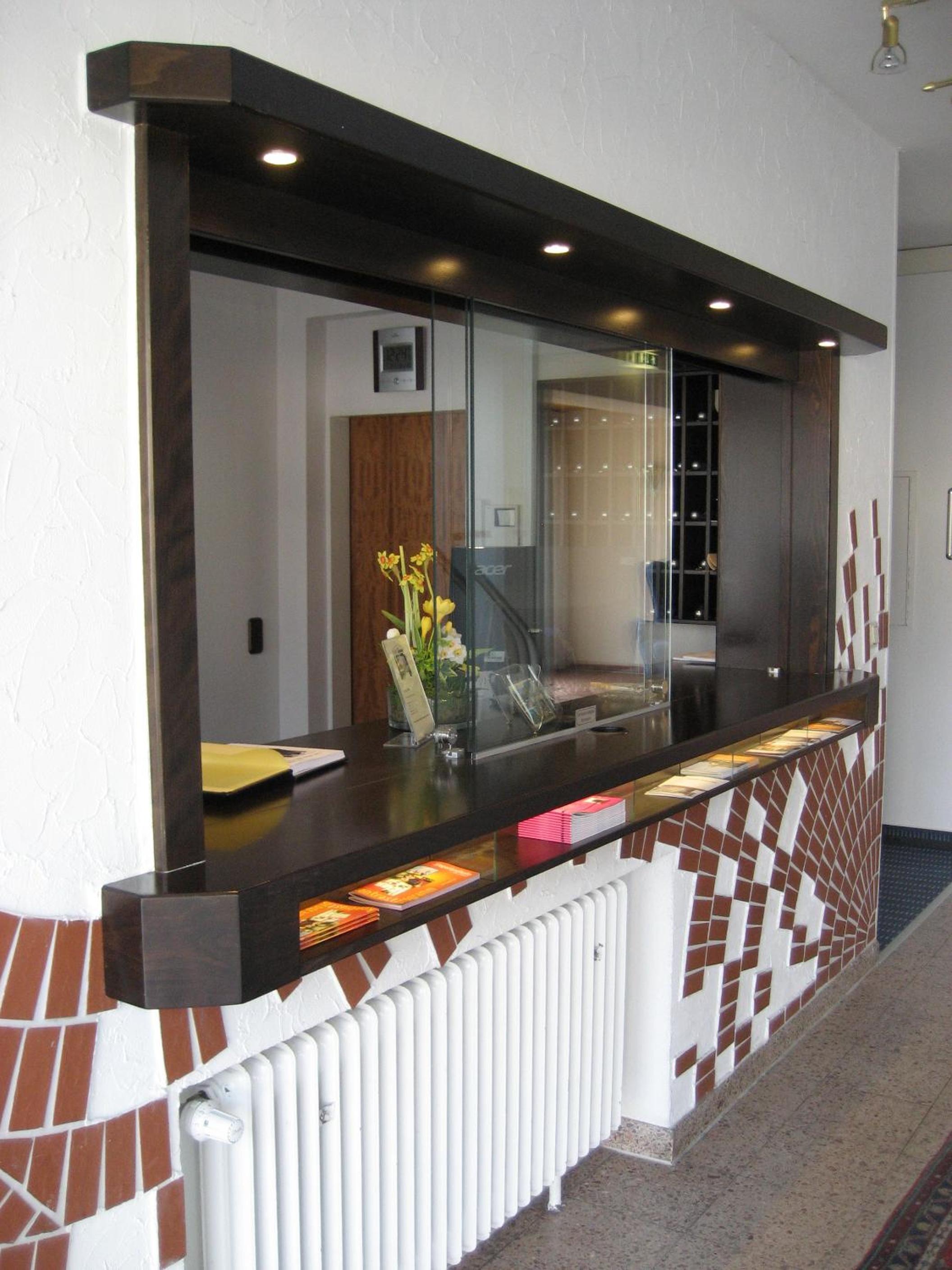 Hotel Burger 9/58