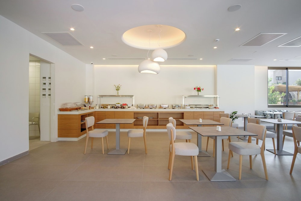Phos Hotel - Adults Only 47/54
