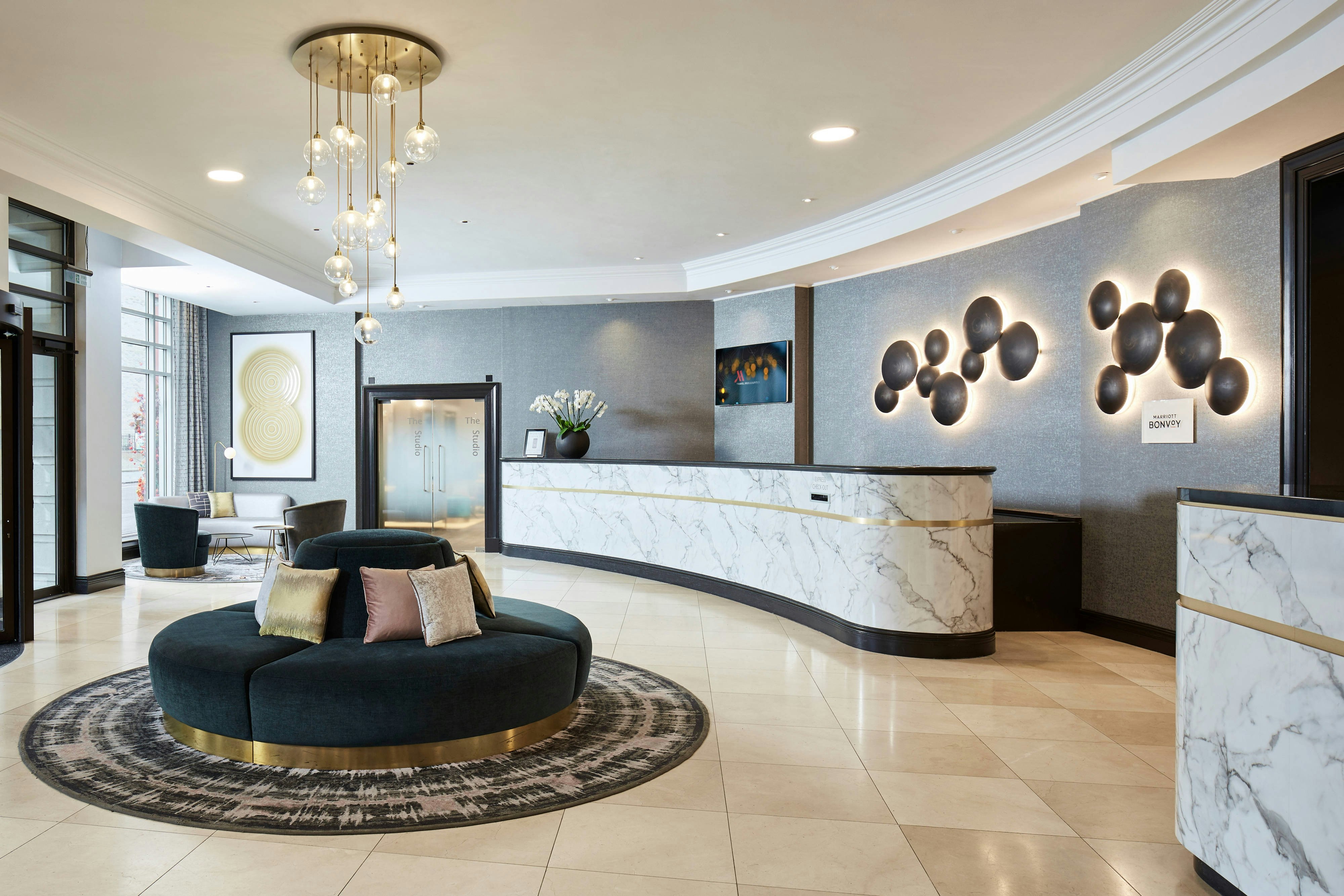 Lobby at London Marriott Hotel Maida Vale, LONDON