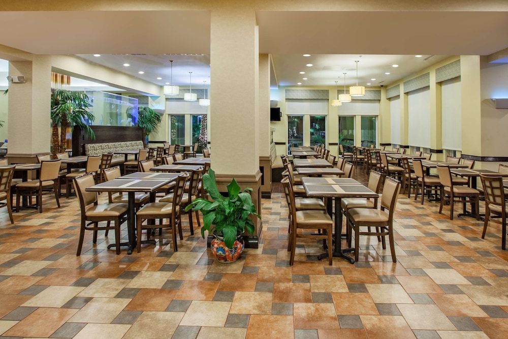 Hilton Garden Inn South Padre Island 59/76