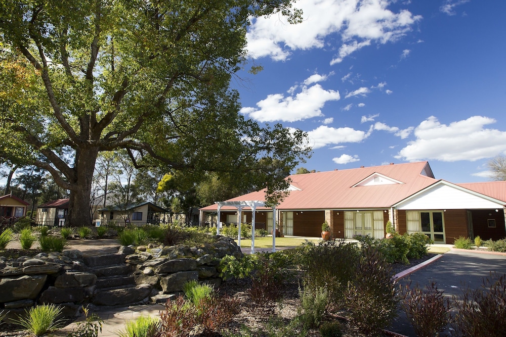 Nepean Shores Riverside Resort & Conference Centre 36/45