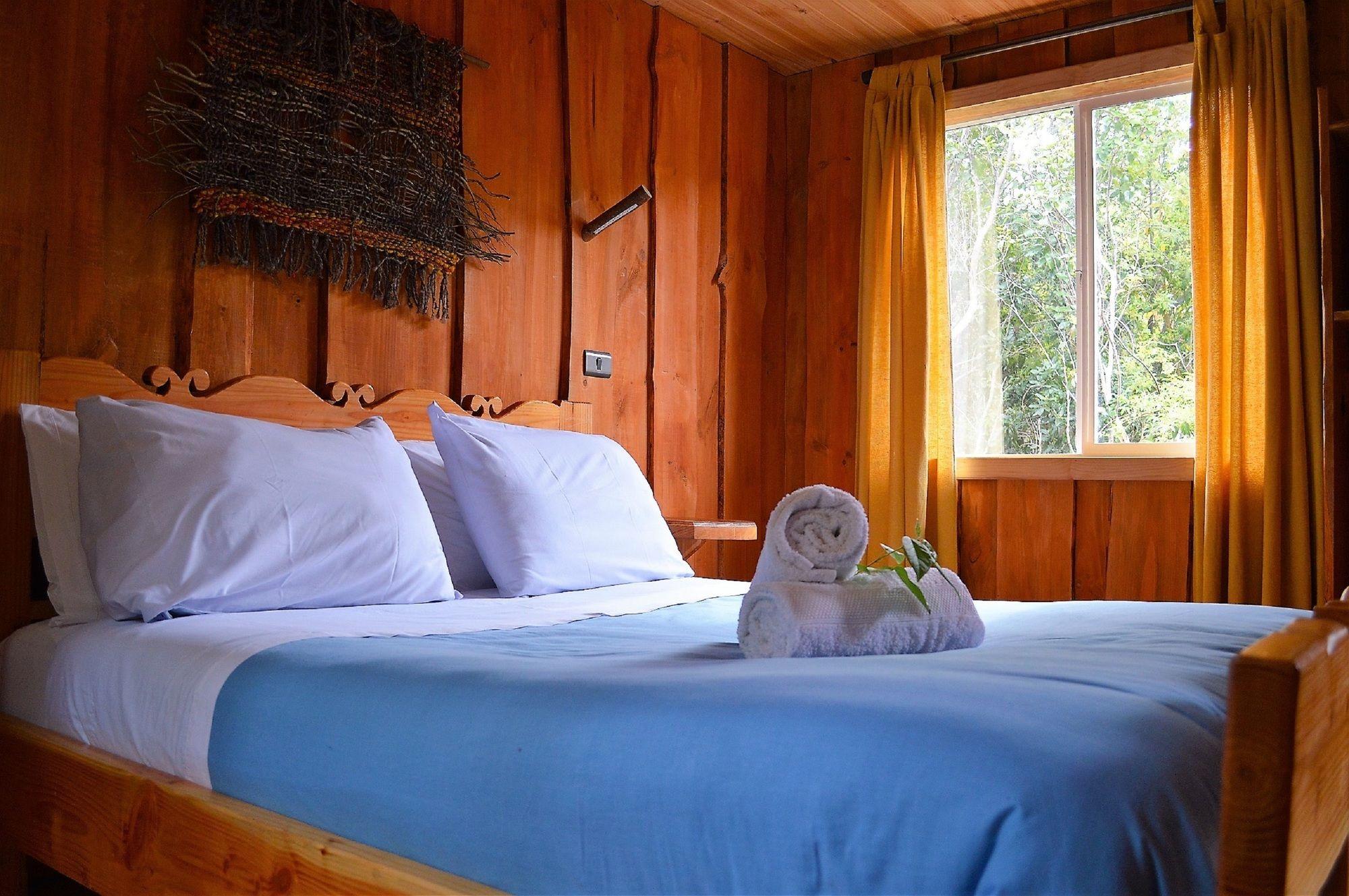 لوفت بشرفة