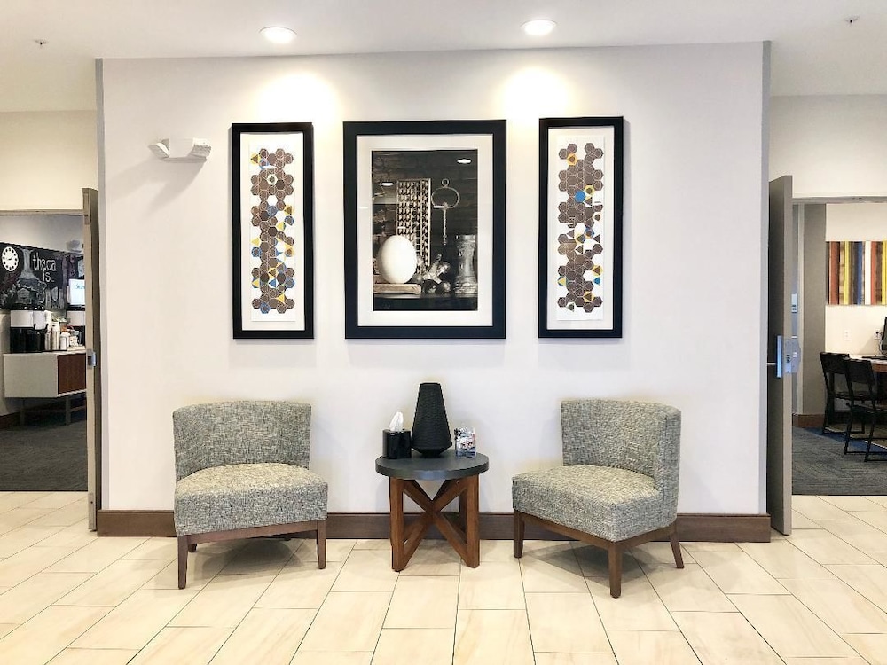 Holiday Inn Express Suites Ithaca 54/69