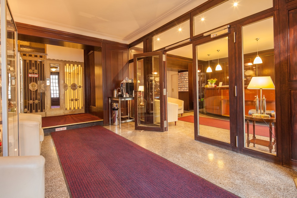 Md Hotel Brandies 20/32
