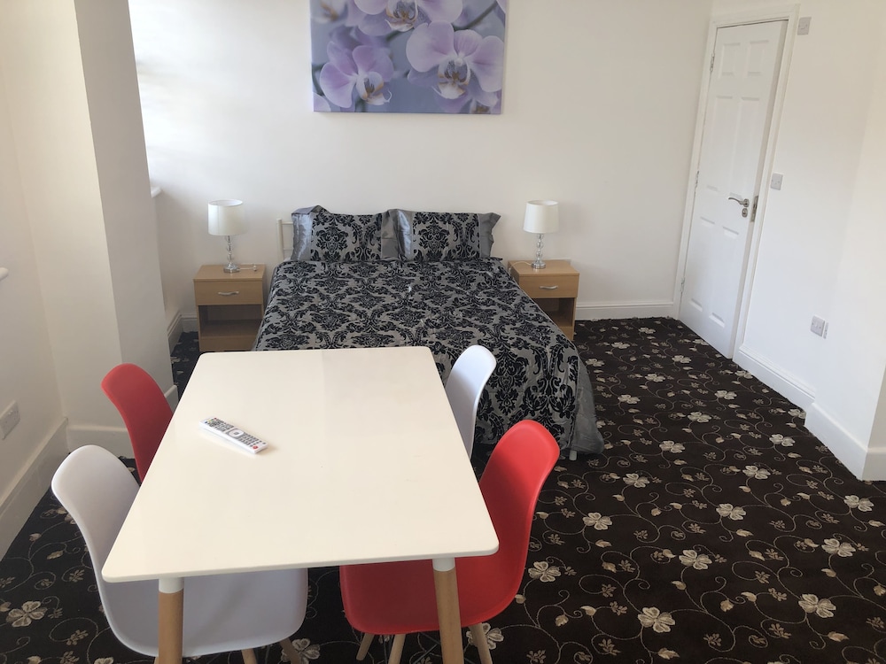 Bourne Hall Hotel 33/47
