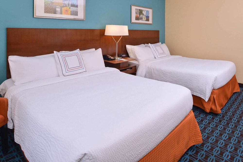 Baymont by Wyndham St. Charles 3/20