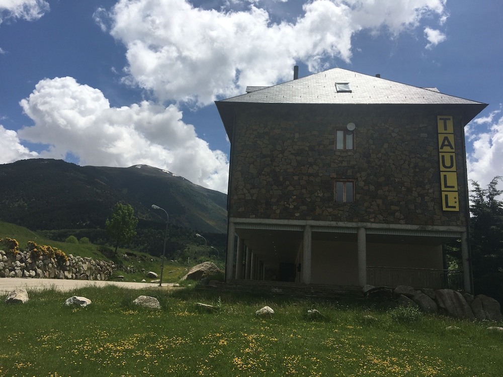Hotel Taull 5/50