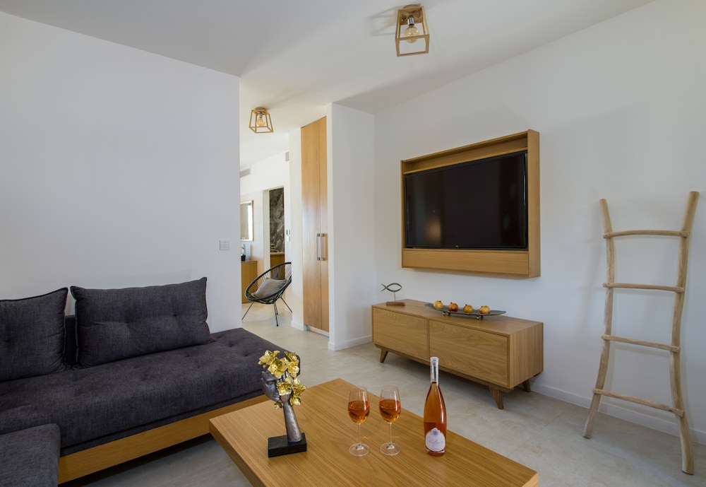 Lilium Village Hotel 37/50
