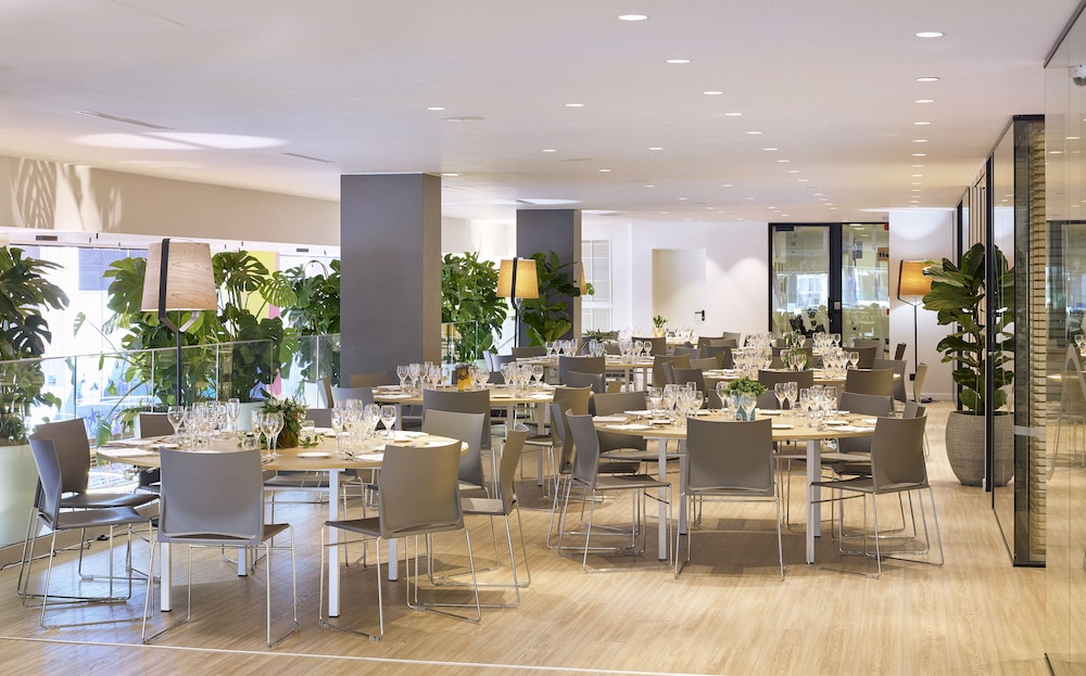 Innside by Melia Barcelona Apolo 60/75