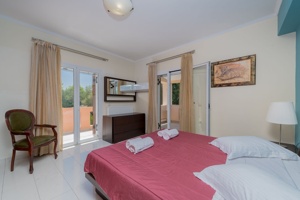 Leone Luxury Villas 4/50