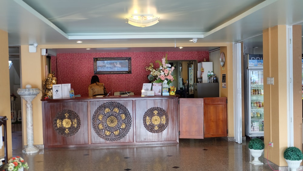 Lobby at Miloft Suvarnabhumi Airport Hotel, BANGKOK
