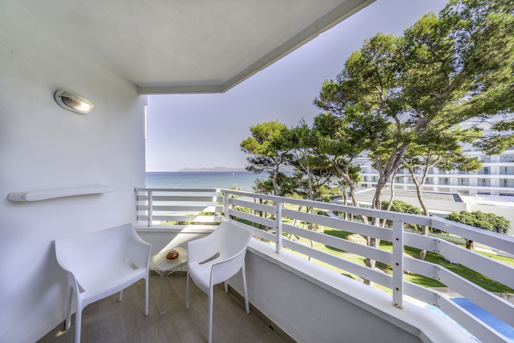 Playa Esperanza Resort 2/82