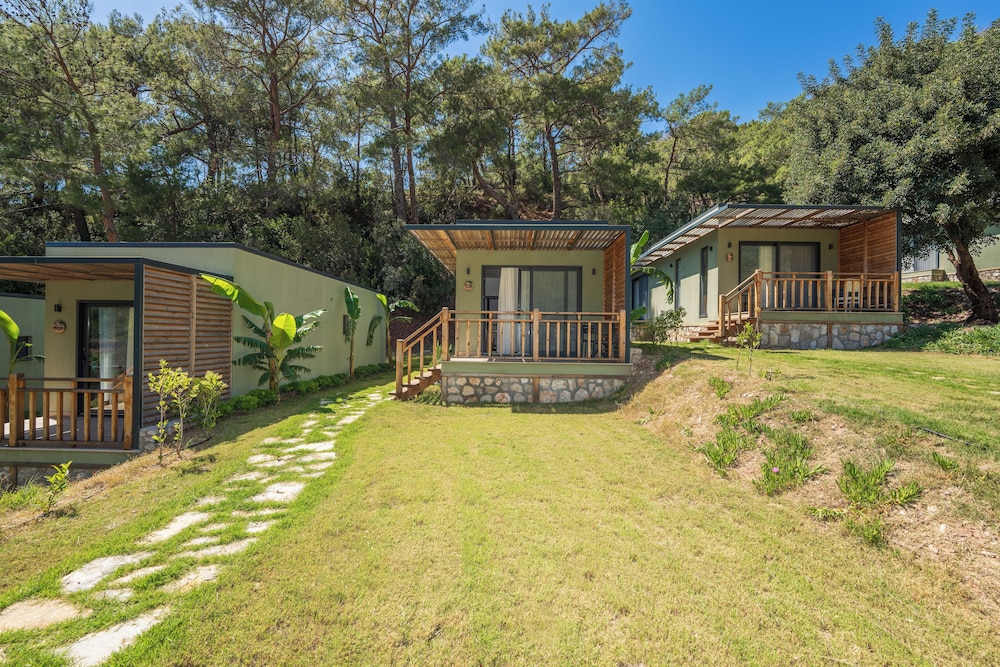 Sea Valley Lodge 43/50